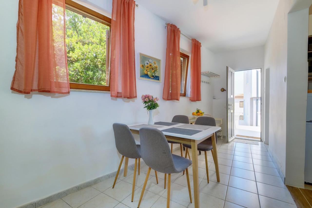 Apartments Hemetek Veli Lošinj Exterior foto