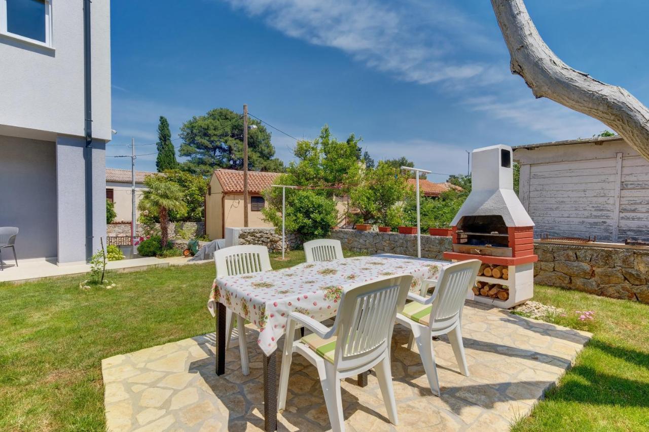 Apartments Hemetek Veli Lošinj Exterior foto